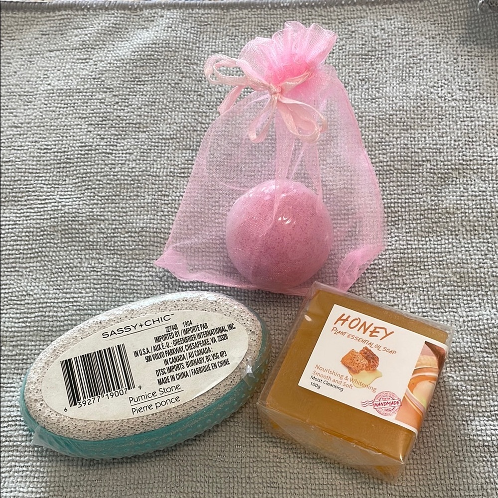 Pumice Stone and Honey Soap Set
